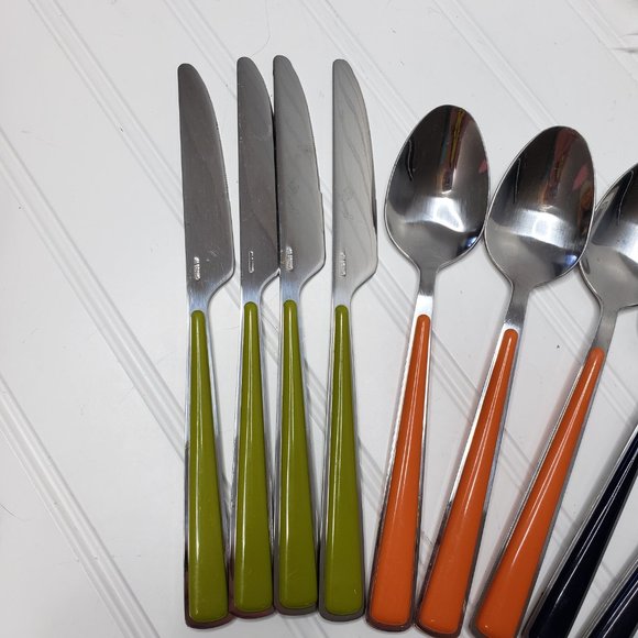 Fiesta 10-Piece Merengue Flatware Silverware Stainless Steel Multicolor - Picture 2 of 11